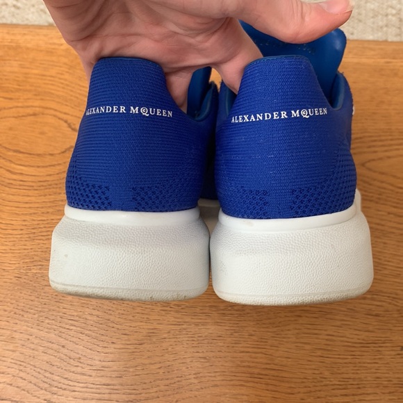 Alexander McQueen Sneakers - Picture 4 of 9